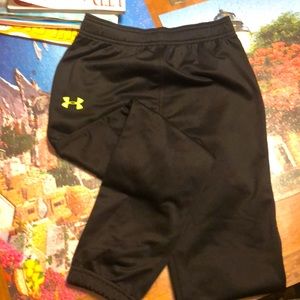 Size 7 under armour pants